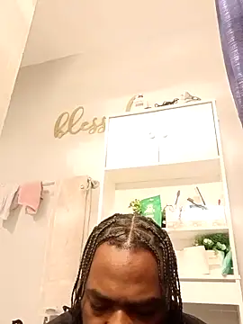 MRHANDSOME3800 online show from February 2026 12:50:02 AM