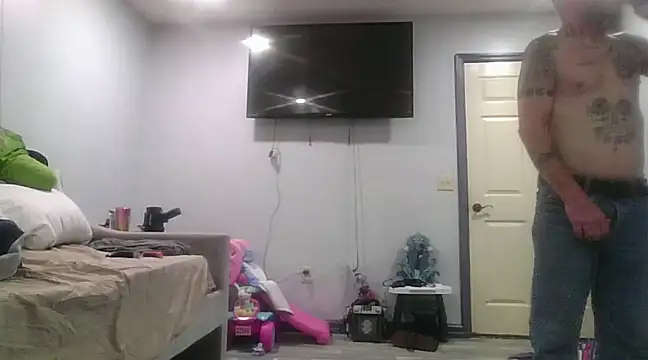 Snapshot of deepinnnnn chatting on February 2025 01:11:02 PM deepinnnnn online show from February 2025 01:11:02 PM