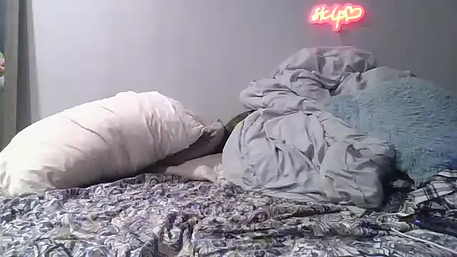 Snapshot of deepinnnnn chatting on September 2025 04:58:01 AM deepinnnnn online show from September 2025 04:58:01 AM