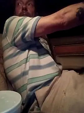 Snapshot of deepinnnnn chatting on October 2025 04:45:02 AM deepinnnnn online show from October 2025 04:45:02 AM