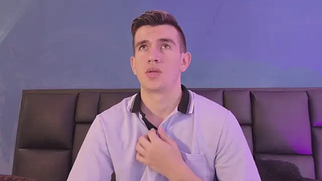 MikaelSlow online show from March 2026 04:28:02 AM