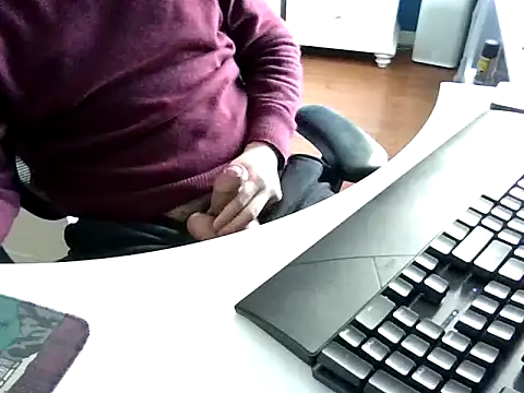 big-pig online show from December 2024 06:28:02 AM