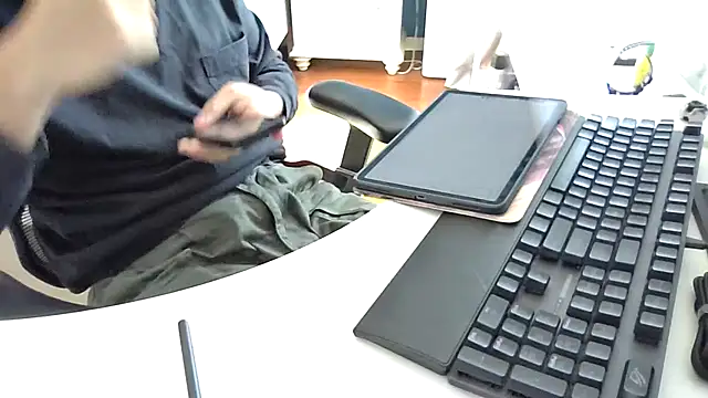 big-pig online show from November 2025 01:11:01 AM