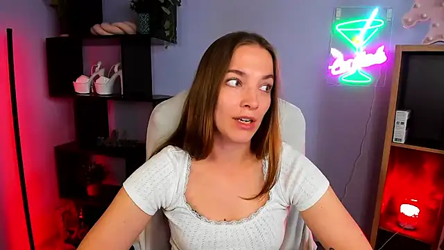 kenzie x online show from September 2025 06:35:01 AM