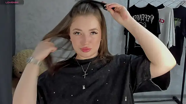 Diana twerk online show from May 2026 09:39:02 AM