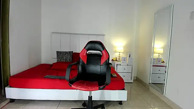 Snapshot of MarilynDavies chatting on January 2025 09:57:01 PM MarilynDavies online show from January 2025 09:57:01 PM