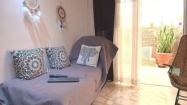 Snapshot of MarilynDavies chatting on March 2025 04:37:01 PM MarilynDavies online show from March 2025 04:37:01 PM