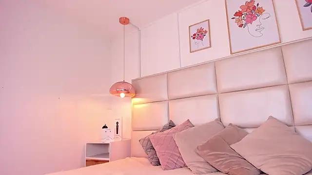 Aily Yozuko online show from February 2025 02:38:01 AM