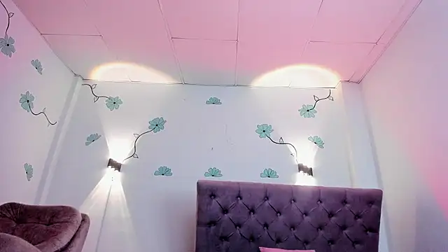 GENNESIS LOVE online show from December 2024 07:47:01 PM