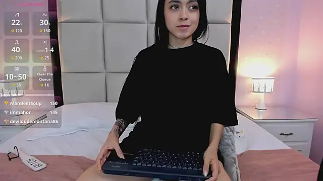 HannaClarrk  online show from February 2025 05:53:01 AM