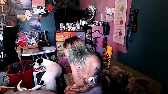 Snapshot of Esteem369 chatting on February 2025 05:26:01 PM Esteem369 online show from February 2025 05:26:01 PM