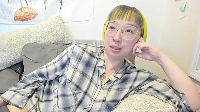 luxgray online show from February 2026 11:24:02 PM