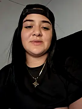 Liancy online show from March 2025 11:49:02 PM