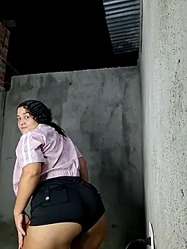 Liancy online show from September 2025 01:42:02 AM