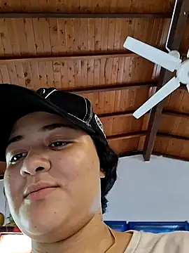 Liancy online show from October 2025 09:01:01 PM