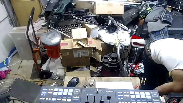 Snapshot of tongueispowerr6d9 chatting on December 2024 05:18:01 AM tongueispowerr6d9 online show from December 2024 05:18:01 AM