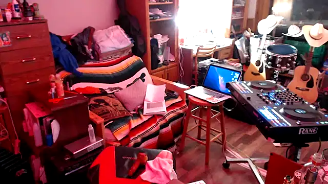 Snapshot of tongueispowerr6d9 chatting on February 2025 05:47:02 AM tongueispowerr6d9 online show from February 2025 05:47:02 AM