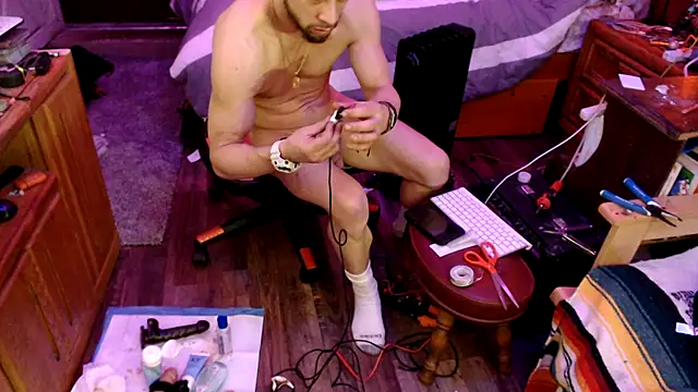 Snapshot of tongueispowerr6d9 chatting on February 2025 09:34:02 AM tongueispowerr6d9 online show from February 2025 09:34:02 AM