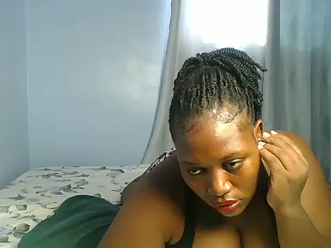 Snapshot of sandra_sauvage chatting on November 2025 04:56:01 AM sandra sauvage online show from November 2025 04:56:01 AM