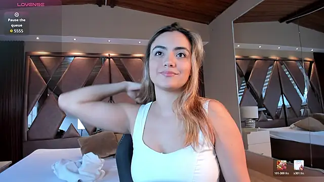 IsabellaaJoness online show from January 2026 11:48:01 AM