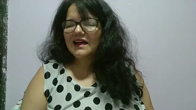 kassandra02 online show from May 2026 03:01:01 AM