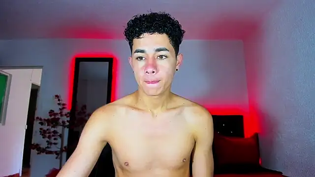 DavidfullOFlove online show from December 2024 02:17:01 PM