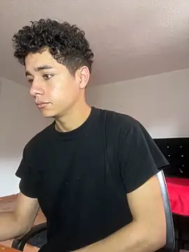 DavidfullOFlove online show from February 2025 06:37:01 PM