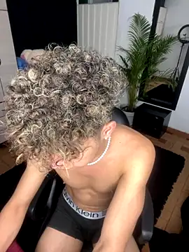 DavidfullOFlove online show from September 2025 04:05:01 AM