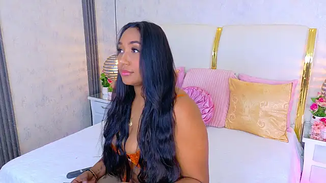 NaiomyLanes online show from May 2026 01:41:02 PM