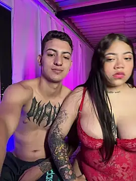 Snapshot of aliensexy chatting on January 2025 12:42:01 AM aliensexy online show from January 2025 12:42:01 AM