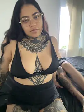 Snapshot of aliensexy chatting on September 2025 09:20:02 PM aliensexy online show from September 2025 09:20:02 PM