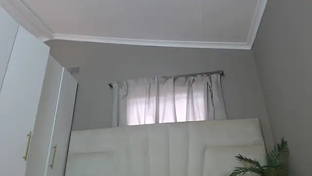 naughtyblackdolie online show from February 2025 06:40:02 AM