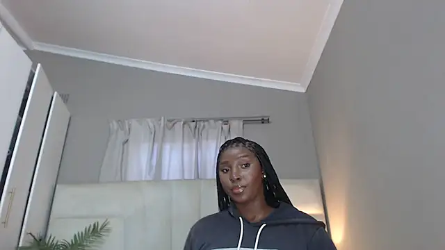 naughtyblackdolie online show from May 2026 12:21:02 PM