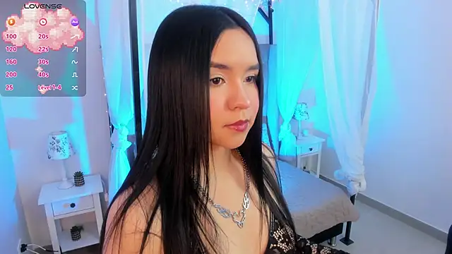 Hanna  Becker  online show from September 2025 03:12:01 AM