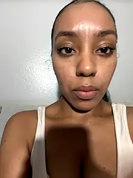 Snapshot of juicyyy323 chatting on November 2025 07:53:01 AM juicyyy323 online show from November 2025 07:53:01 AM