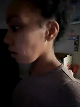 Snapshot of juicyyy323 chatting on November 2025 02:54:01 AM juicyyy323 online show from November 2025 02:54:01 AM