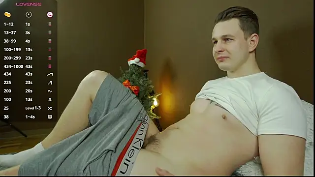 Snapshot of charlie_smiley chatting on January 2025 08:51:02 PM charlie smiley online show from January 2025 08:51:02 PM