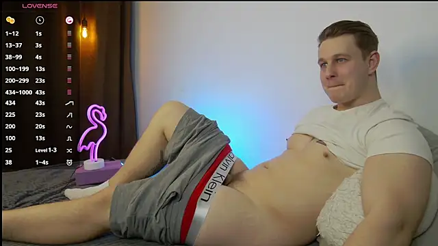 Snapshot of charlie_smiley chatting on March 2025 08:09:01 AM charlie smiley online show from March 2025 08:09:01 AM