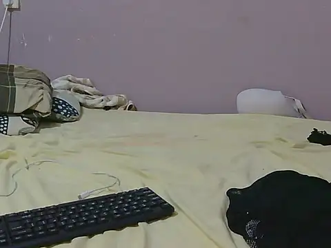 Snapshot of pretty_dimplegirl chatting on December 2025 01:51:02 PM pretty dimplegirl online show from December 2025 01:51:02 PM