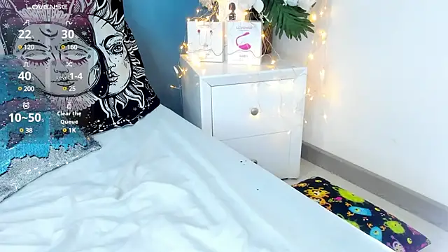 Snapshot of NinaInk chatting on February 2025 01:22:01 PM NinaInk online show from February 2025 01:22:01 PM