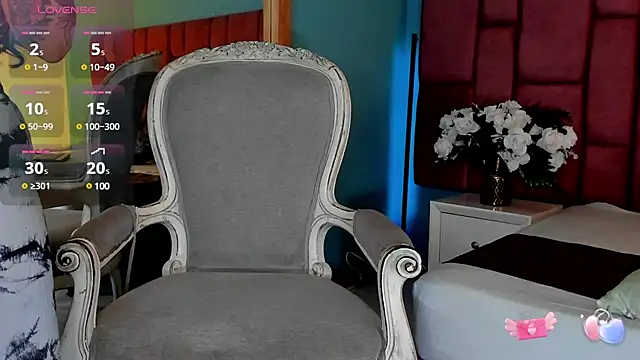 Snapshot of NinaInk chatting on March 2025 01:34:02 PM NinaInk online show from March 2025 01:34:02 PM