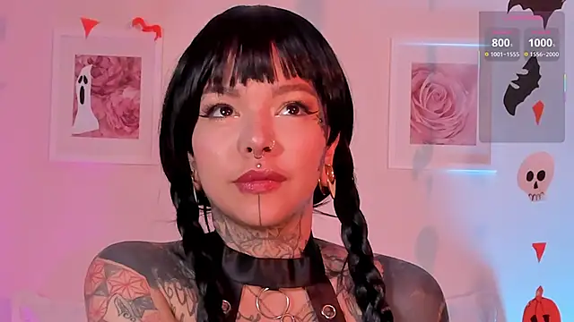 Snapshot of NinaInk chatting on October 2025 04:07:01 PM NinaInk online show from October 2025 04:07:01 PM