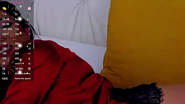 Snapshot of KiaraDevlynn chatting on March 2026 06:04:02 PM KiaraDevlynn online show from March 2026 06:04:02 PM