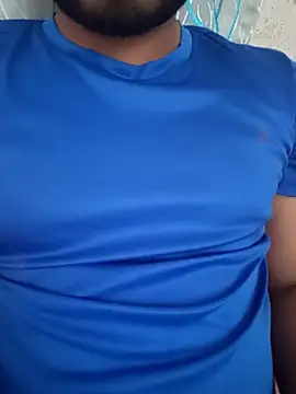 Snapshot of wildboy_simon chatting on December 2024 02:17:02 PM wildboy simon online show from December 2024 02:17:02 PM