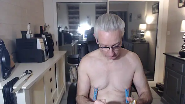 Goduleur69 online show from December 2024 07:47:01 PM