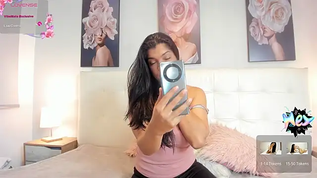 Snapshot of Sweetdreamses_ chatting on January 2025 12:26:01 PM Sweetdreamses online show from January 2025 12:26:01 PM