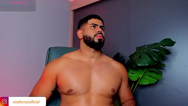 noah crux online show from February 2026 01:02:01 AM