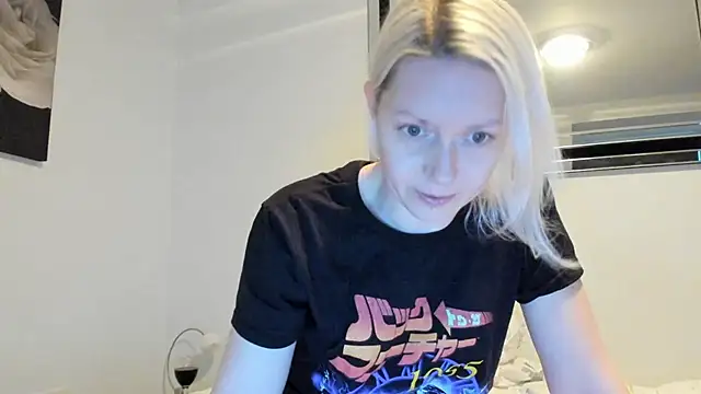 Snapshot of BetterThanYourEx69 chatting on January 2025 03:45:01 PM BetterThanYourEx69 online show from January 2025 03:45:01 PM