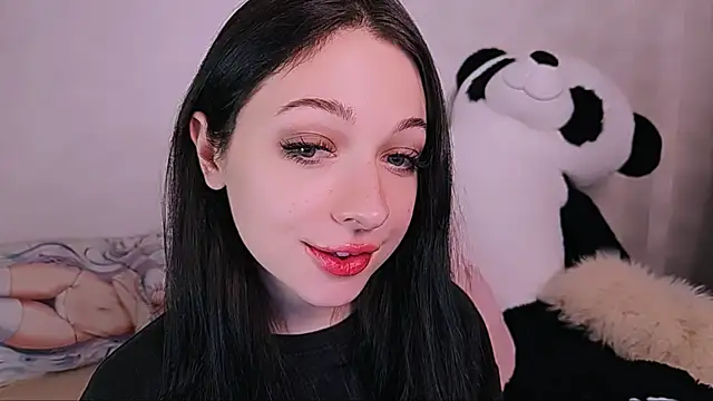 Snapshot of Only___Yours chatting on December 2024 09:41:01 PM Only Yours online show from December 2024 09:41:01 PM