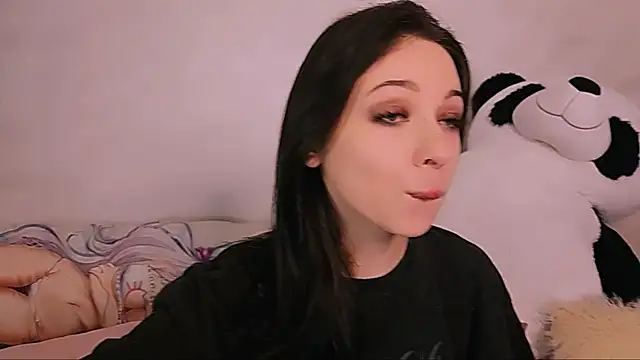 Snapshot of Only___Yours chatting on December 2024 09:35:01 AM Only Yours online show from December 2024 09:35:01 AM